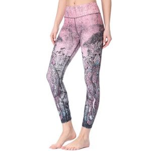 Evolution and Creation Elephant Capri leggings